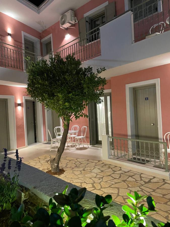 Anax Apartments Parga Extérieur photo