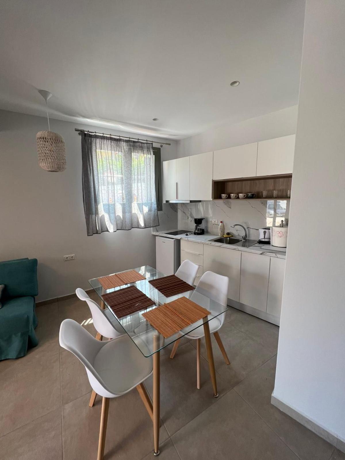 Anax Apartments Parga Extérieur photo